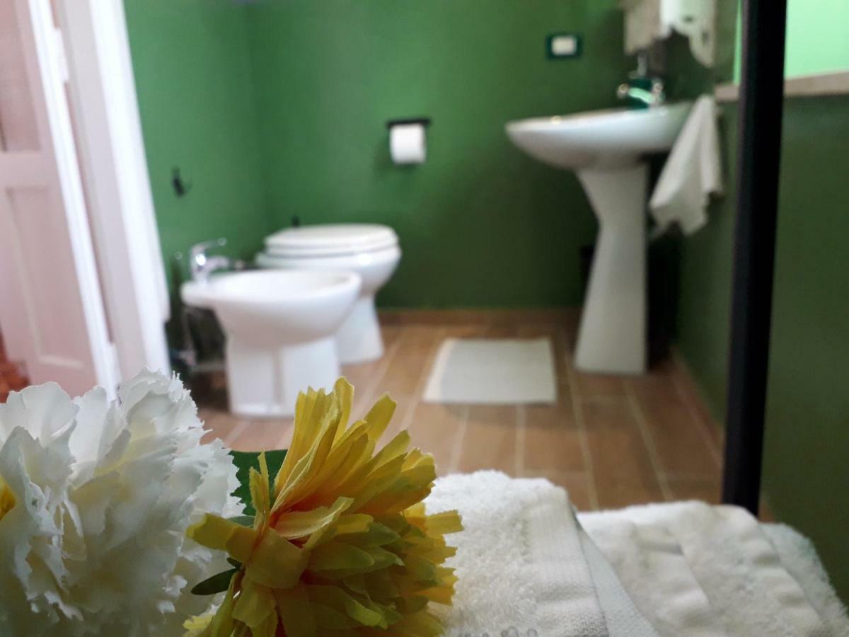 Alle Preci Country House Santa Restituta Екстер'єр фото