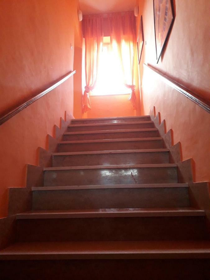 Alle Preci Country House Santa Restituta Екстер'єр фото
